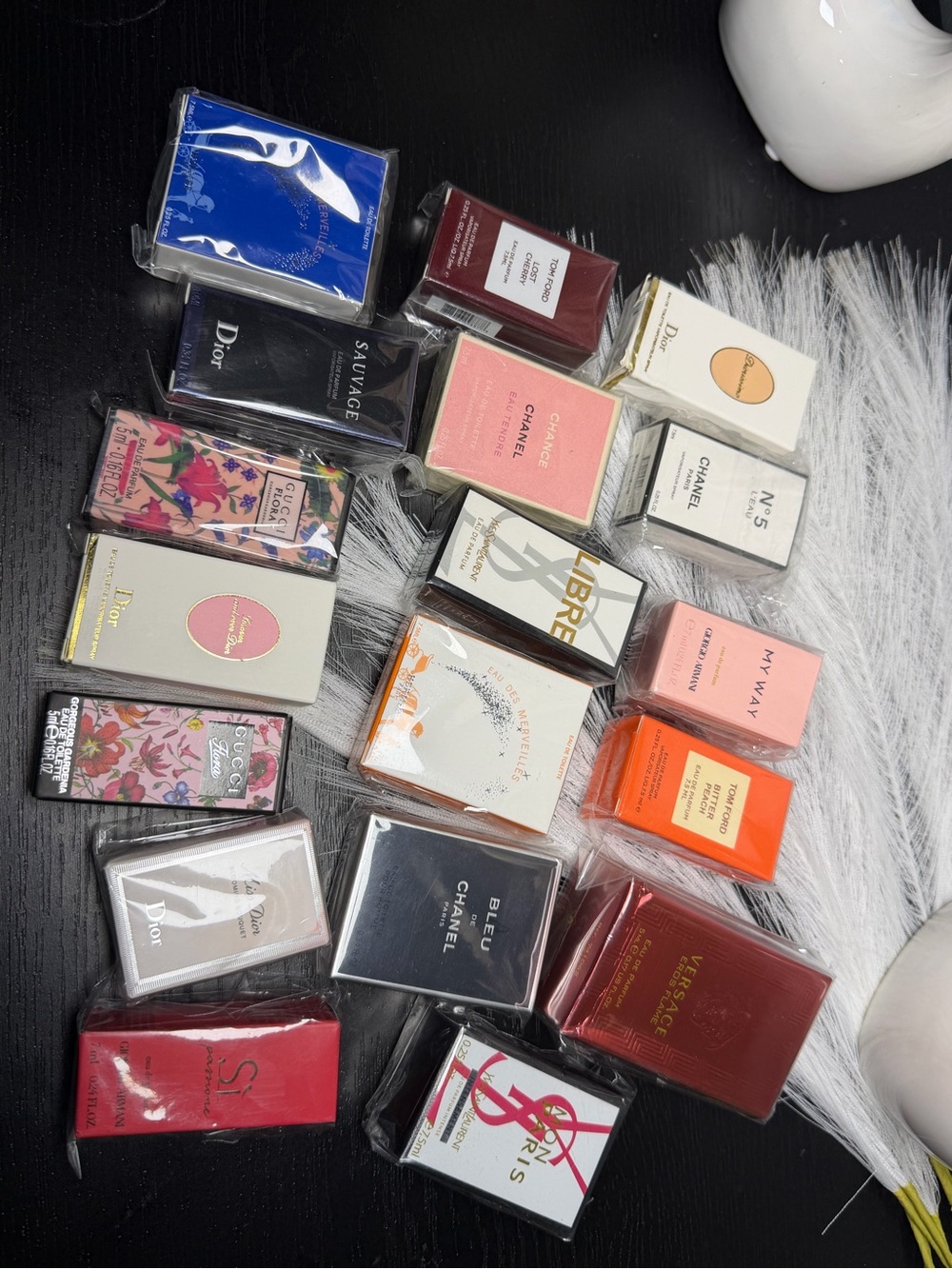 Random women’s perfume 6pcs